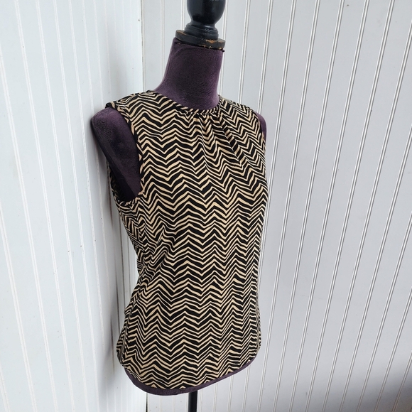 Chaps Women's Brown Beige Black Striped Sleeveless Blouse Sz M - Picture 2 of 10